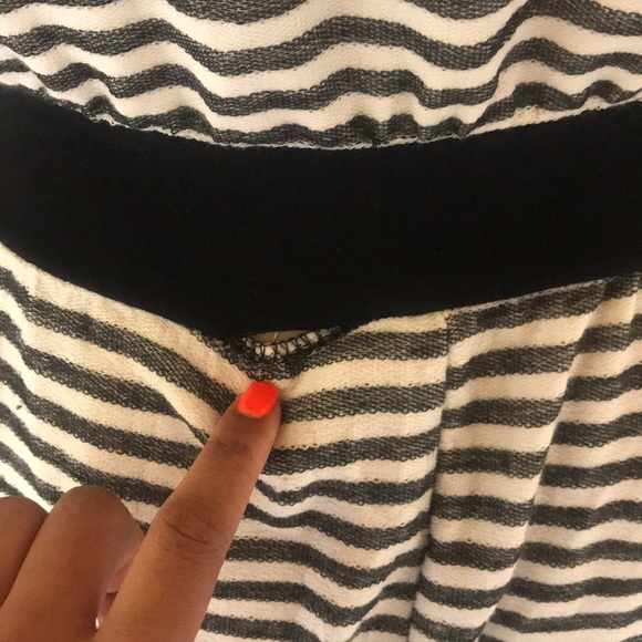 Striped Romper Gray and White Size Small - Picture 6 of 6